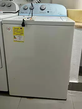 electrodomesticos - Se vende lavadora Whirlpool de 15 kg.