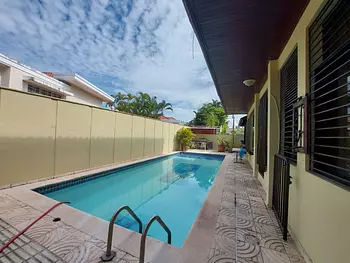 casas - Casa Amueblada Con Piscina Viejo Arroyo hondo