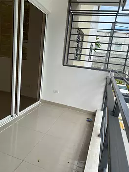 apartamentos - ALQUILO EN ALTOS DE ALAMEDA 2DO NIVEL
