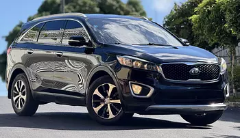 jeepetas y camionetas - Kia Sorento EX 4x2 2017 2 filas