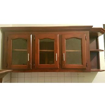 muebles y colchones - Gabinete de tres puertas con salero 