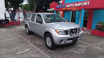 jeepetas y camionetas - Nissan Frontier SV año 2019 Gris Plata