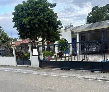 casas - ¡Venta de Casa a Minutos de la UASD Santiago!
