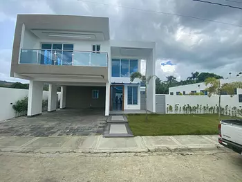 casas - CASA EN UN RESIDENCIAL CERRADO EN SANTIAGO DE LOS CABALLEROS 