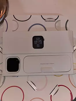 celulares y tabletas - Apple Watch SE 2da generación de 44mm GPS 