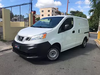 otros vehiculos - NISSAN NV200 2019