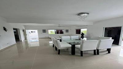 Listing thumbnail