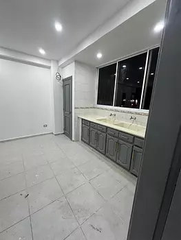 apartamentos - Alquilo amplio apartamento clásico en Bella Vista, Av. Sarasota 