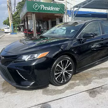 carros - Toyota Camry SE 2018