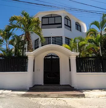 casas - EXCLUSIVA CASA EN VENTA EN SANTO DOMINGO 