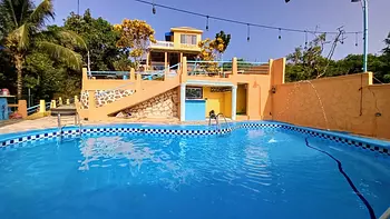 casas vacacionales y villas - Hermosa Villa amueblada en venta al lado de la toma San Cristóbal