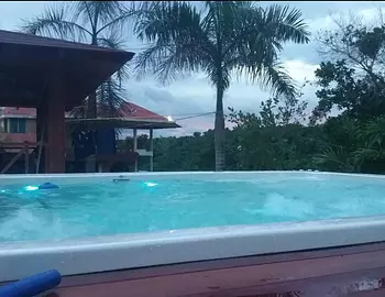 casas vacacionales y villas - venta de Villa vacacional en san Cristóbal con 47 tareas y piscina 
