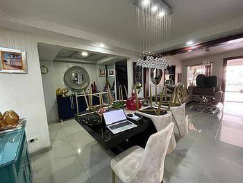 casas - Casa Remodelada en Carmen Maria Av. Rep De Colombi