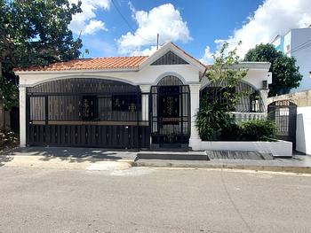 casas - Venta de dos casas por el precio de una.