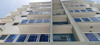 apartamentos - Se alquila céntrico, seguro e iluminado apartamento en la mejor zona de Santiago