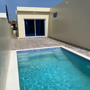 casas - casa moderna con piscina en residencial tranquilo cerca de todo 