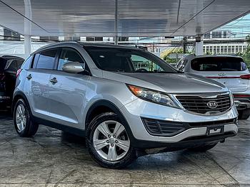 jeepetas y camionetas - KIA SPORTAGE LX -Año 2011❗️
Motor de 4 cilíndros 2.0L
Motor DOHC
Sistema ECO✅💯