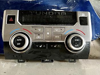 repuestos - Vendo Control De Aire Para Toyota Tundra 2018