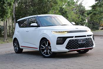 jeepetas y camionetas - Gran oportunidad de montarte en esta económica coqueta kia soul GT Line 2020 