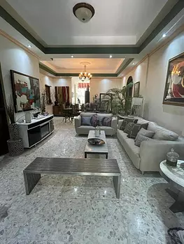 casas - VENDO Hermosa Casa Colonial Ubicada En Zona Exclusiva de Gazcue 
CODIGO: PD168
