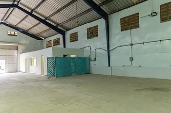 oficinas y locales comerciales - Rento nave industrial en km 13 autopista Duarte 