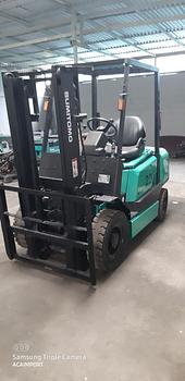 otros vehiculos - Montacarga 2.5 toneladas recien importado de Japón.