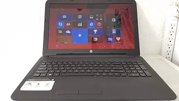 computadoras y laptops - Laptop hp 17 Pulg 7ma Gen Ram 8gb ddr4 Disco 256gb Solido hdmi