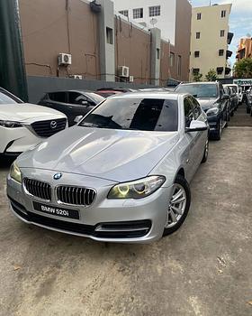 carros - BMW 520i 2014 