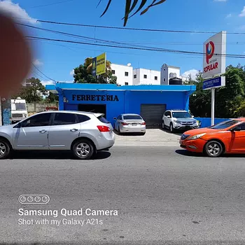 oficinas y locales comerciales - Ferretería en Ave. 27 de Febrero, Santiago