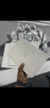 computadoras y laptops - MacBook m2 air 16/256ssd 2022