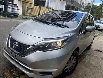 carros - NISSAN VERSA 2020