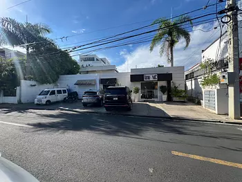 oficinas y locales comerciales - Vendo casa local en Urbanización Fernández 