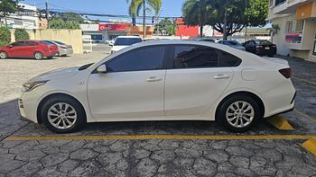 carros - Kia K3 2019