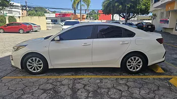 carros - Kia K3 2019