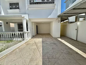 casas - Casa en Alquiler LOS CACICAZGOS 