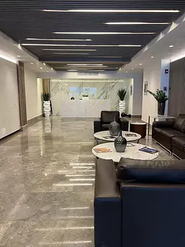 oficinas y locales comerciales - LOCAL COMERCIAL DISPONIBLE DE INMEDIATO EN TORRE CORPORATIVA SECTOR PIANTINI