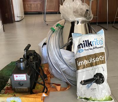 Corotos | Maquina de Ordeñar marca Milk Rite de 25 Litros
