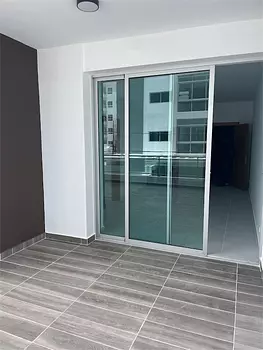 apartamentos - Alquiler de Apartamento con Terraza en Evaristo Morales 2 habitaciones estrenar