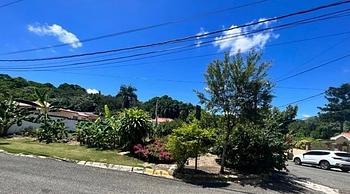 solares y terrenos - Solar en venta en Arroyo Manzano de 799m2