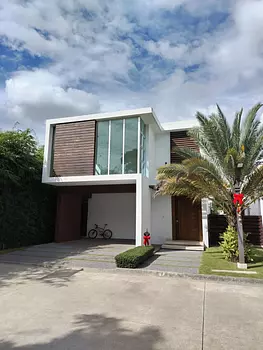 casas - CASA EN RENTA EN LAS CARMELITAS, SANTIAGO.