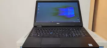 computadoras y laptops - Dell 5591 17 Pulg Core i7 8va Gen Ram 16gb ddr4 Disco 512gb SSD Video 8gb