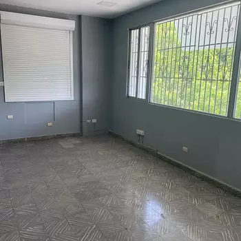 oficinas y locales comerciales - 🔵Alquilo Local 350 mts 3er piso en Gazcue  para oficina o negocio 
