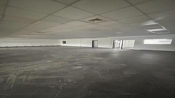 oficinas y locales comerciales - Alquiler Local Comercial Naco 2do piso 228Mts