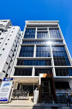 oficinas y locales comerciales - Locales en venta en Edificio corporativo en Evaristo Morales 