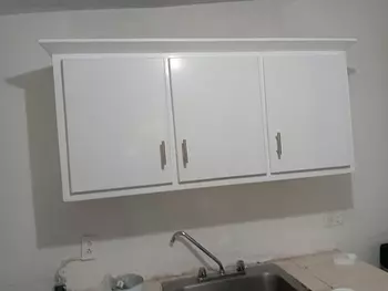 cocina - Gabinete pequeño blanco 