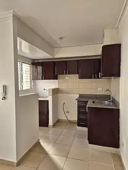 apartamentos - VENDO BELLO APARTAMENTO TERCER PISO .Residencial C