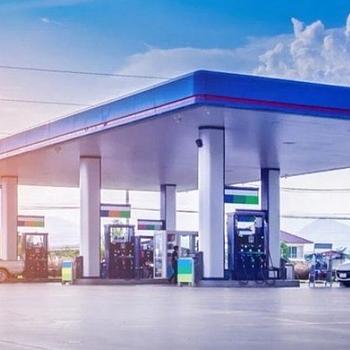 oficinas y locales comerciales - venta de bomba se combustible en santo Domingo con excelente ubicación 