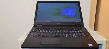 computadoras y laptops - Dell 5580 17 Pulg Core i5 7ma Gen Ram 8gb ddr4 Disco 128gb hdmi Wifi