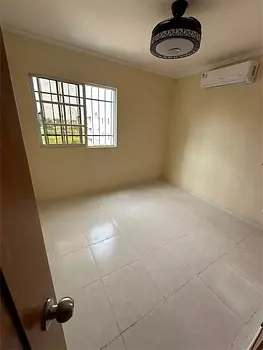 apartamentos - 🚨VENDO HERMOSO Y ACOGEDOR APARTAMENTO EN SAN ISIDRO LABRADOR🚨