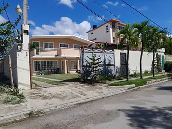 casas vacacionales y villas - 🇩🇴 Villa en Ventas!!!
 Guayacanes, Juan Dolió, Sto.Dgo., Rep.Dom.
.UDS550,000